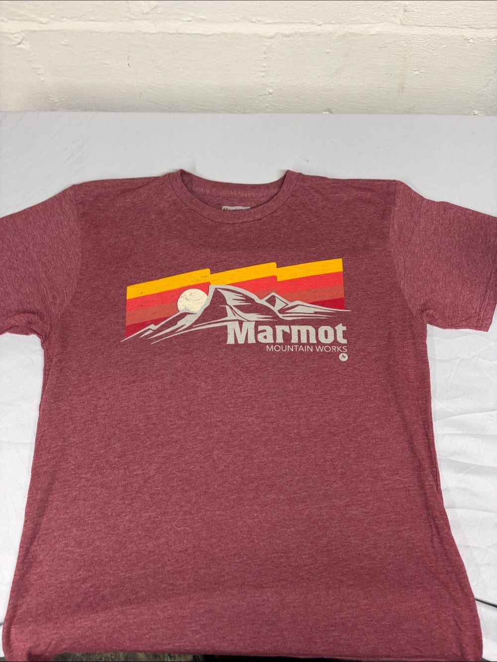 Marmot Maroon Short-Sleeve Graphic Tee with Sunset Stripes